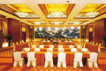 هتل C&d Resort,wuyi Mountain