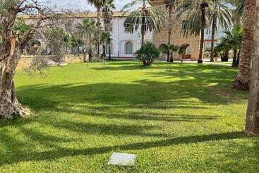 هتل Al Balhara Resort