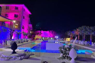 هتل Al Balhara Resort