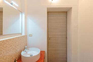پانسیون Bissenti Rooms   Eja Sardinia