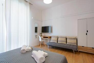 پانسیون Bissenti Rooms   Eja Sardinia