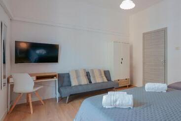 پانسیون Bissenti Rooms   Eja Sardinia