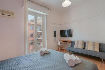 پانسیون Bissenti Rooms   Eja Sardinia