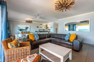 S3nsational Paros Luxury Steps Away From The Beach