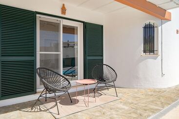 Villa Harpista In Guia By Ideal Homes