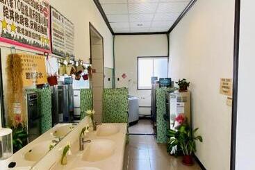 هاستل Sunmoonlake Sunflower House