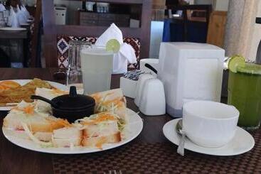 هتل Abhilashi Residency & Spa   Centrally Heated & Air Cooled