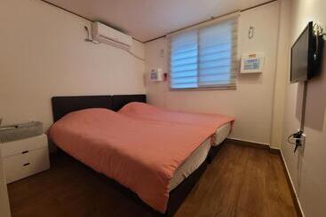 Olive Hostel Myeongdong