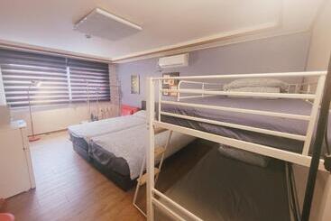Olive Hostel Myeongdong