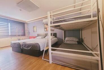 Olive Hostel Myeongdong