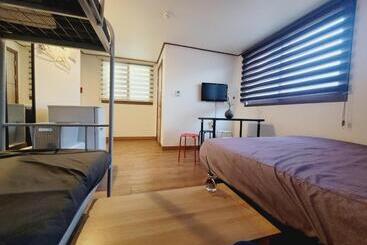 Olive Hostel Myeongdong