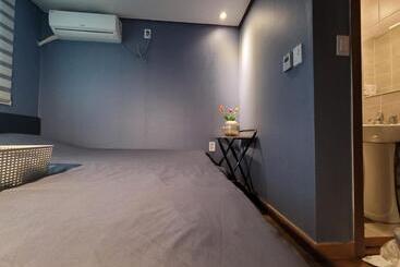 Olive Hostel Myeongdong