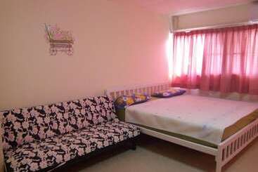 پانسیون Room In Guest Room Chan Kim Don Mueang Guest House, 550 Yards From Impact Muang Thong Thani