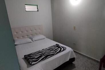 هاستل Casa Verde Guatapé