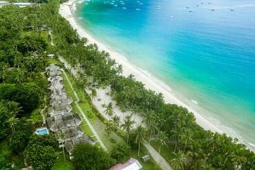 Daluyon Beach And Mountain Resort