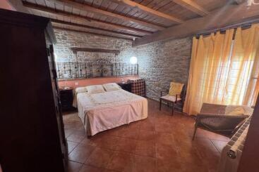 هتل Rural Casa La Juana