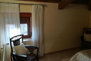 هتل Rural Casa La Juana