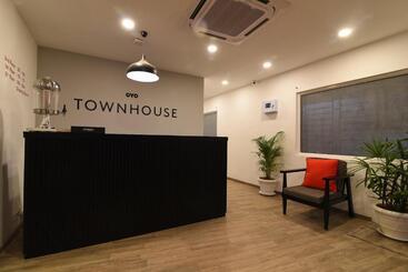 هتل Super Townhouse Royapettah Near U.s Consulate