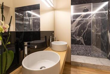 پانسیون Divisi Suites & Spa