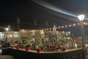 Общежитие The Lamb Inn