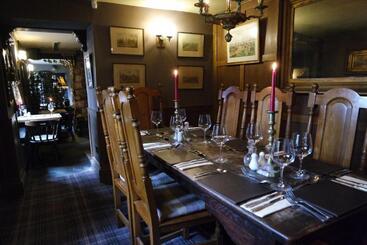 Общежитие The Lamb Inn