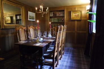 Общежитие The Lamb Inn