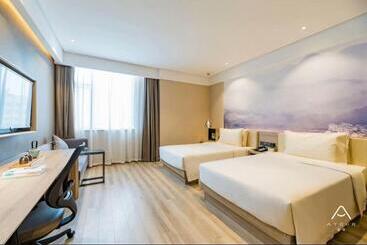 Atour Hotel Yancheng Gorvernment