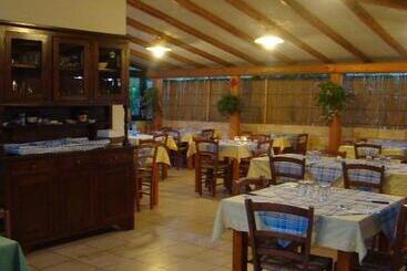 هتل Agriturismo L Agrumeto
