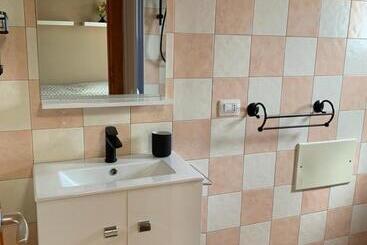 پانسیون Bed And Breakfast Dolly