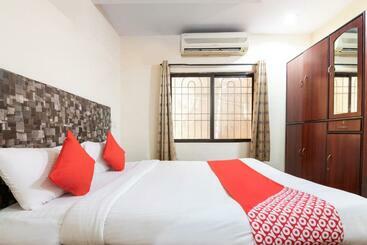 호텔 O Rajmahal Boarding & Lodging