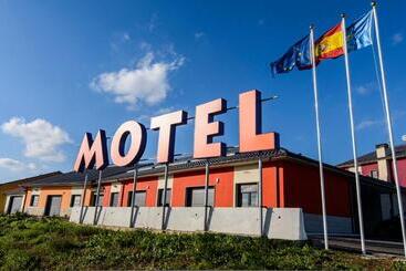 Motel Cancun Aviles