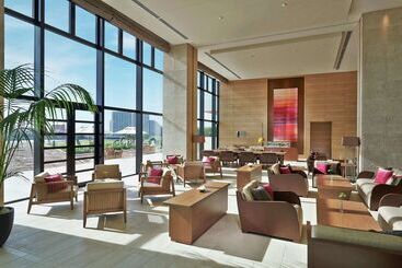 Hilton Okinawa Chatan Resort