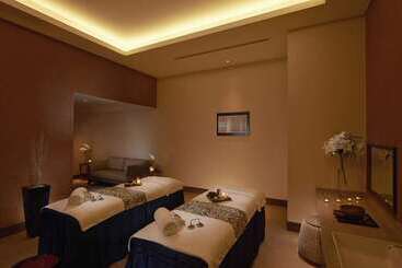 Hilton Okinawa Chatan Resort