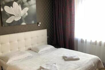 هتل Centrum Green Hill Business & Spa