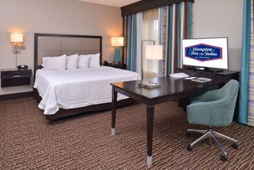هتل Hampton Inn & Suites Bend