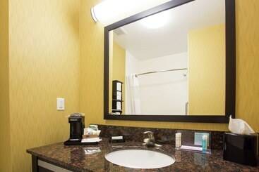 هتل Hampton Inn & Suites Toledo/westgate