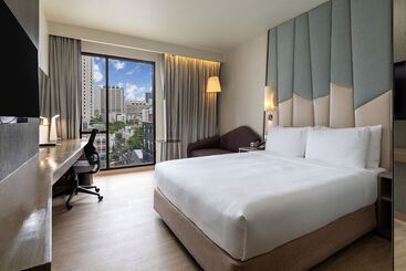 هتل Holiday Inn Express Bangkok Sukhumvit 11, An Ihg