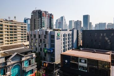 هتل Holiday Inn Express Bangkok Sukhumvit 11, An Ihg