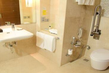 هتل Holiday Inn Jaipur City Centre, An Ihg