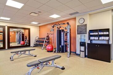 هتل Homewood Suites By Hilton Waterloo/st. Jacobs