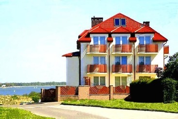هتل Apartament Rades
