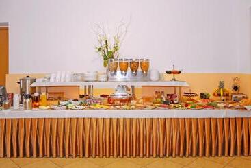 هتل Apartament Rades