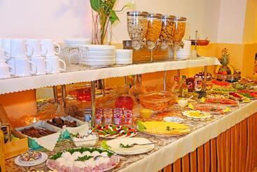 هتل Apartament Rades