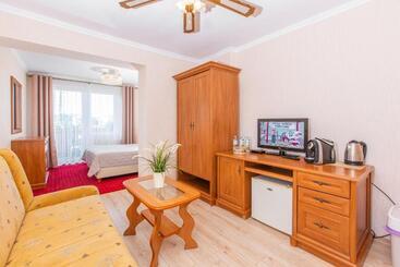 هتل Apartament Rades