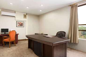 هتل Ramada By Wyndham Jamshedpur