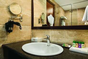 هتل Ramada By Wyndham Jamshedpur