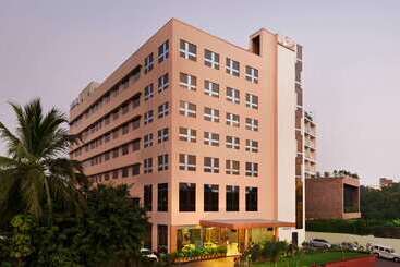 هتل Ramada By Wyndham Jamshedpur