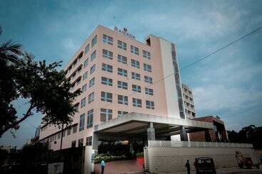 هتل Ramada By Wyndham Jamshedpur