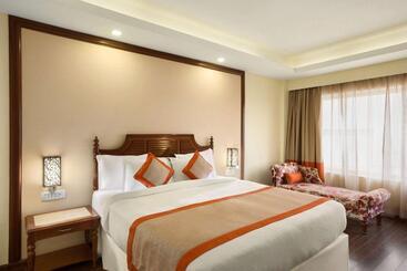 هتل Ramada By Wyndham Jamshedpur