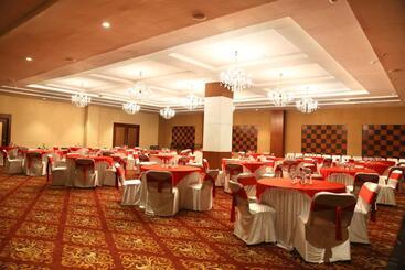هتل Ramada By Wyndham Jamshedpur